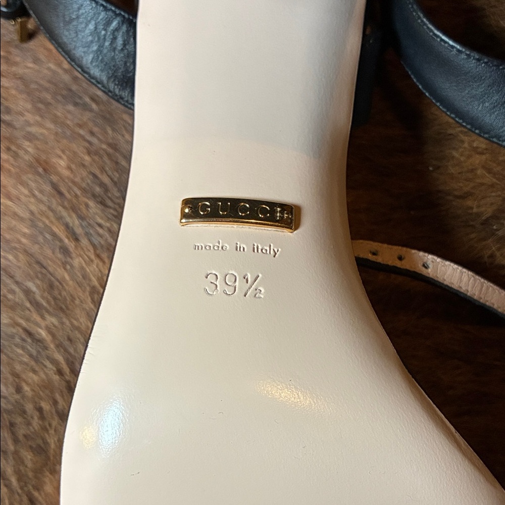 Gucci Black Heels with Gold Detail - Picture 6 of 7